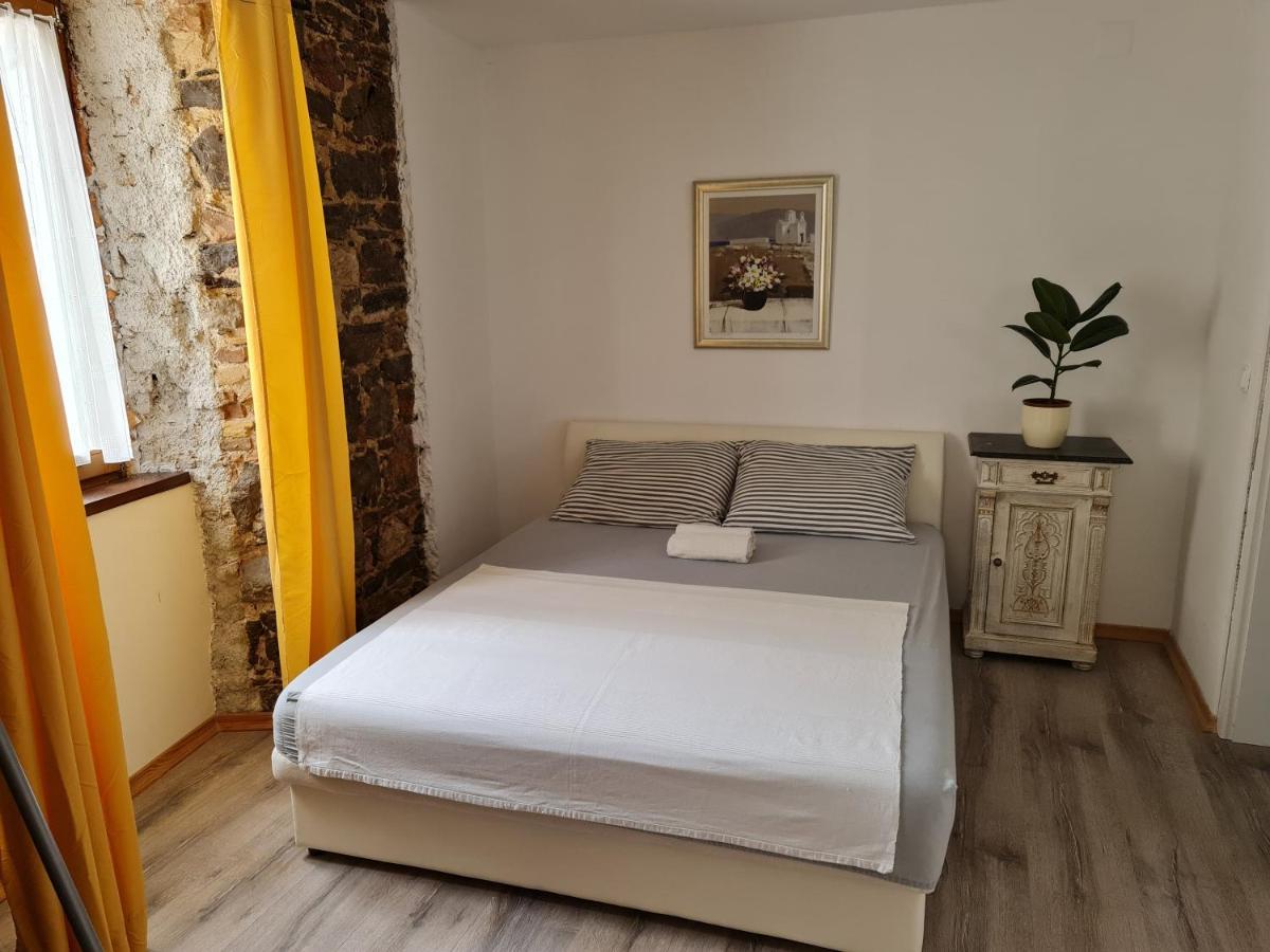 Rustic Apartment Senj  Exterior photo